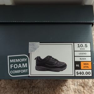 NWT Size 10.5 MTA Black Legend Shoes